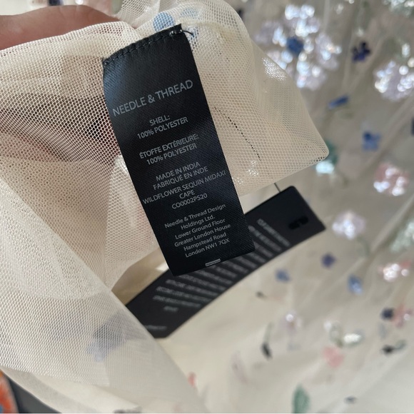 Needle & Thread Wildflower Sequin Midaxi Cape in Ivory Size M/L (NWT) - Picture 8 of 10